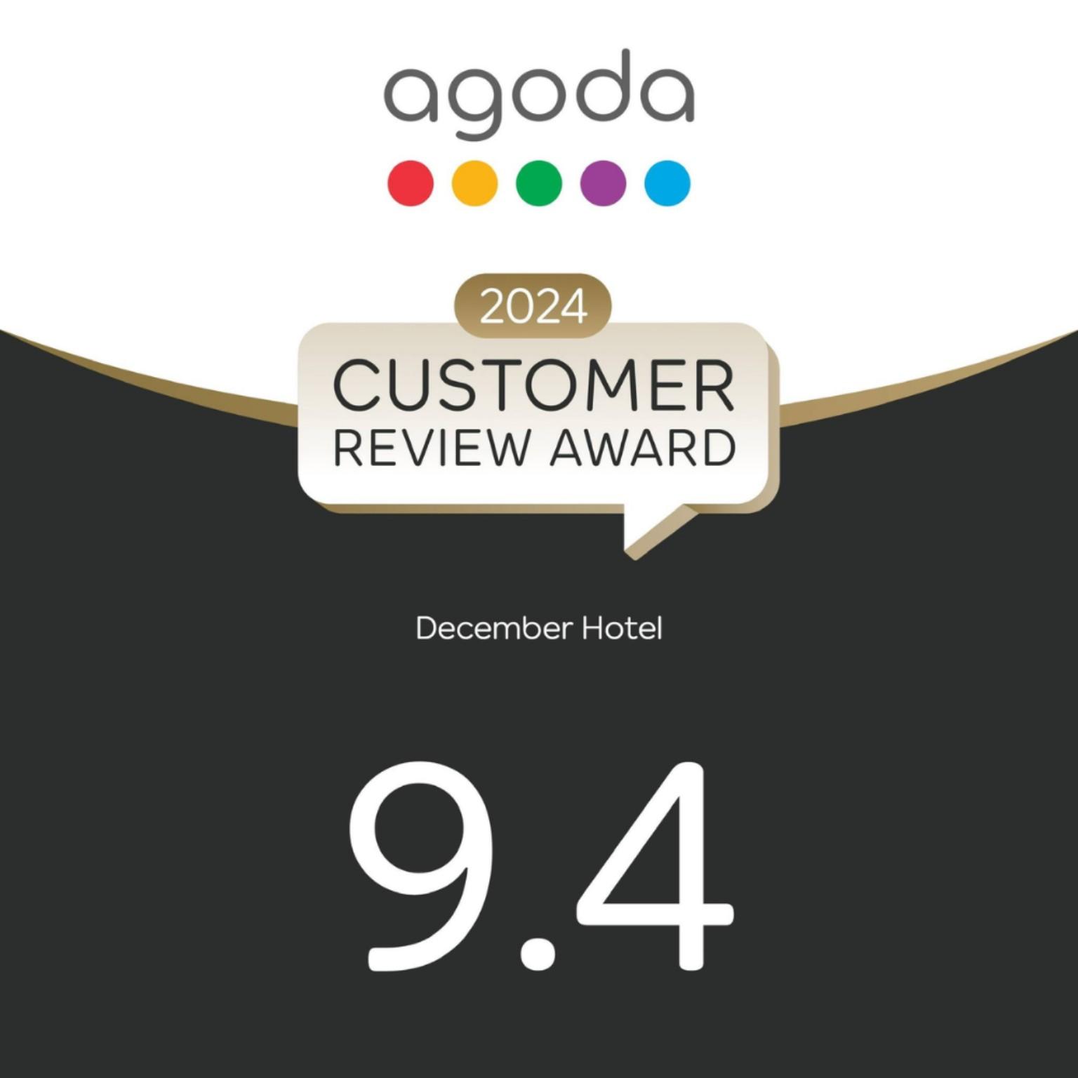 Chứng nhận Agoda Customer Review Award 2024 của December Hotel